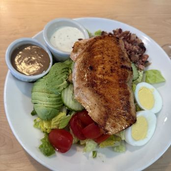 Duo Grill House - grilled salmon Cobb salad - American Near Me - Albany, California