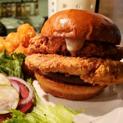 Henry's Pub - Chicken Sandwich