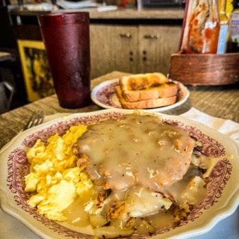 Wendy's Place - Chicken fried steak, scrambled eggs, home fries with onions & peppers. - Diners Near Me - El Segundo, California