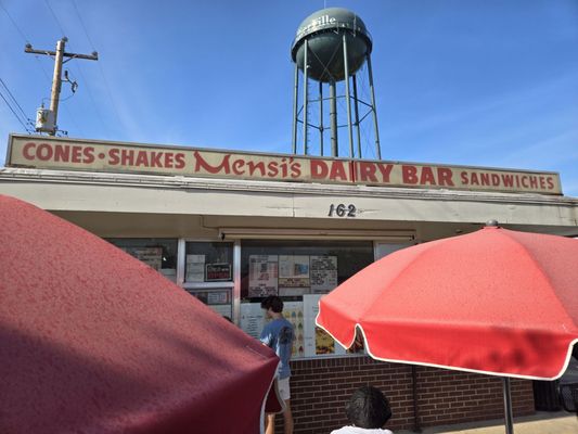 Mensi's Dairy Bar by null
