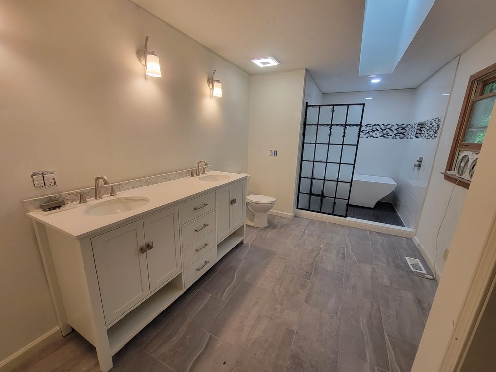 DK COMPLETE REMODELING Updated August 2024 Lake Lure, North