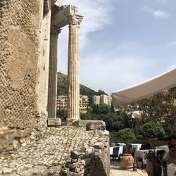 Tempio di Vesta e Villa Gregoriana