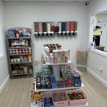 Waffle Pop Sweet Shop - Desserts Near Me - Stonington, Connecticut Waffle Pop Sweet Shop - Desserts Near Me - Stonington, Connecticut