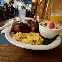 Ribs, corn grits, cucumber salad Ribs, corn grits, cucumber salad