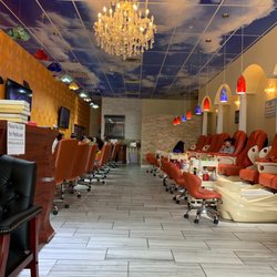 Westfarm Nail & Spa - Inside view