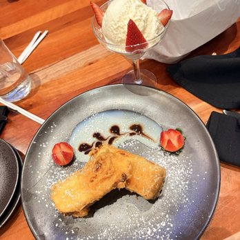KUB KAO Thai & Sushi - Cheesecake Tempura with vanilla ice cream - Thai Near Me - Davie, Florida