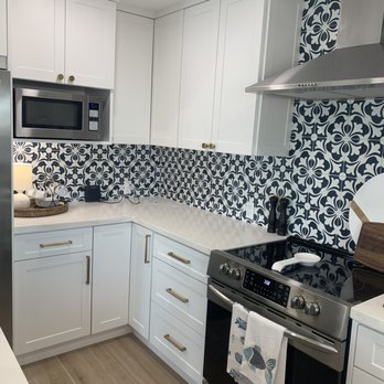 International Design Carpentry - Cabinetry Near Me - Hialeah, Florida International Design Carpentry - Cabinetry Near Me - Hialeah, Florida