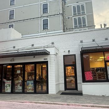 Milk Bar - Outside - Desserts Near Me - Washington, DC, District of Columbia