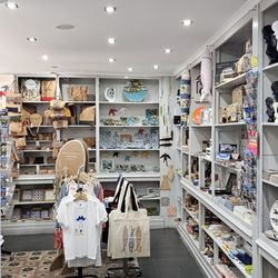 Alfama Shop