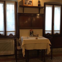 Ciccarelli - Taste super great!! What a local Italian restaurant
