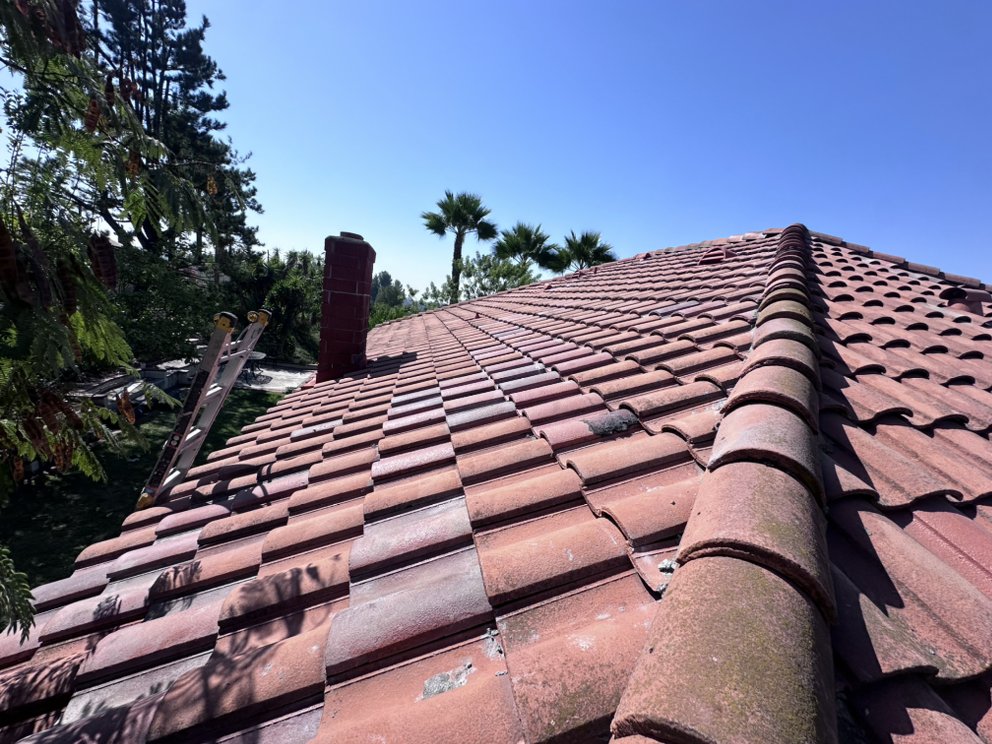 Slide of Jacinto’s Roofing