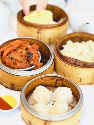 Fancy Chinese Cuisine 利嘉盛 by null