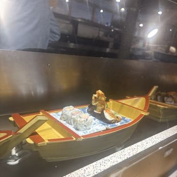 Sushi Boat Restaurant - Sushi Bars Near Me - San Francisco, California