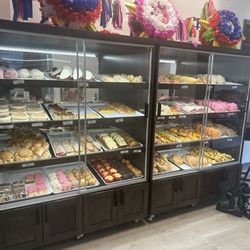 Memo’s Bakery & Cafe