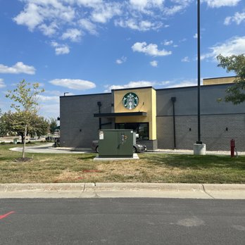 Starbucks - Coffee & Tea Near Me - Omaha, Nebraska