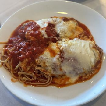 Remi’s Ristorante - Chicken Parmigiana - Italian Near Me - Warren, New Jersey Remi’s Ristorante - Chicken Parmigiana - Italian Near Me - Warren, New Jersey