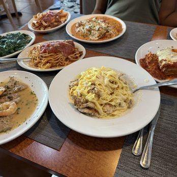 Cesare's  At The Beach - The penne & spaghetti are sides. They're Huge! - Italian Near Me - Clearwater, Florida