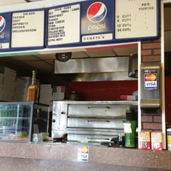 Veneto's Pizza & Pasta - Front counter.