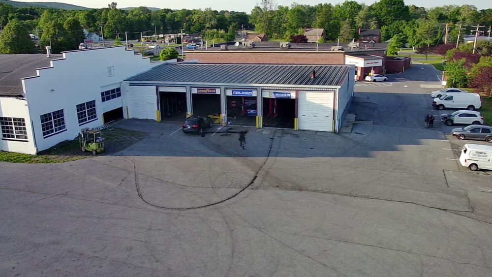 MARYLAND TIRE & AUTO Updated September 2024 13 Photos 1460 West