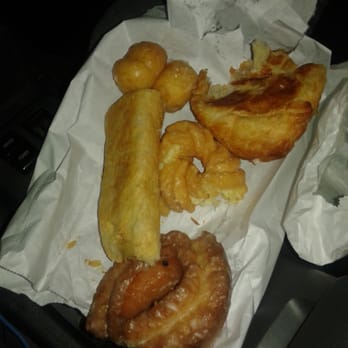 All Star Donuts - These Donuts are Deli- shx- youl. (Look Close)   *They're Amazing BTW - Donuts Near Me - San Leandro, California