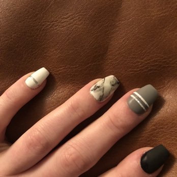 Midtown Nail Lounge - Nail Salons Near Me - Phoenix, Arizona