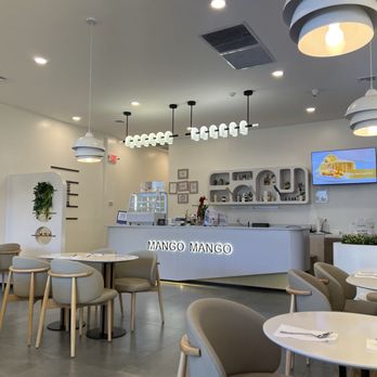 Mango Mango Dessert - Inside - Desserts Near Me - Berwyn, Pennsylvania