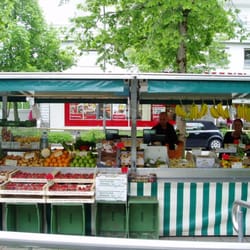 Obst- und Gemüsestand Solln