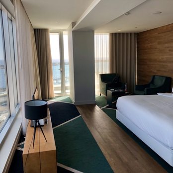 Azor Hotel - Suite 601 bedroom - Hotels Near Me - Ponta Delgada, 20