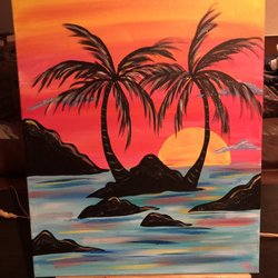 Dolphin Lounge - Paint night