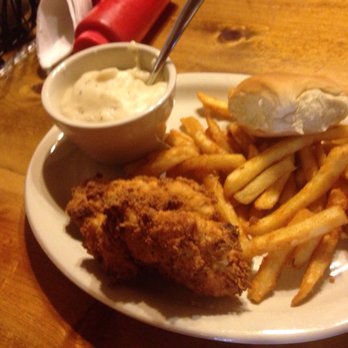 Maxine's Cafe & Bakery - Chicken strips - Breakfast & Brunch Near Me - Bastrop, Texas
