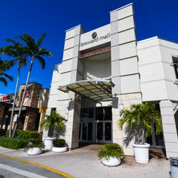 Broward Mall - West Dining Court Entrance