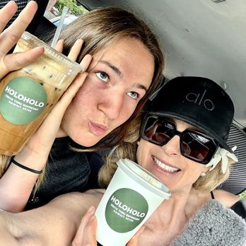 Holoholo Drive Thru Espresso - Coffee & Tea Near Me - Waimānalo, Hawaii