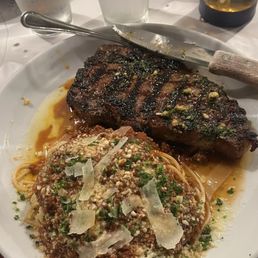 Ribeye with bolognese Ribeye with bolognese