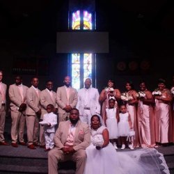 Beautiful wedding party dresses by Suits "U"