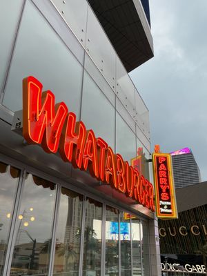 Parry's Pizzeria & Taphouse by null