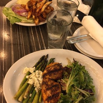 Blue Collar - Burger and blackened chicken - Comfort Food Near Me - Miami, Florida Blue Collar - Burger and blackened chicken - Comfort Food Near Me - Miami, Florida