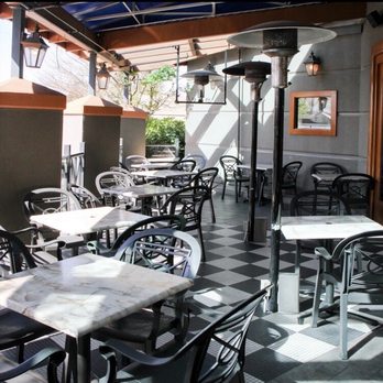 Seymour's Pub & Grill - Patio - Pubs Near Me - North Vancouver, British Columbia Seymour's Pub & Grill - Patio - Pubs Near Me - North Vancouver, British Columbia
