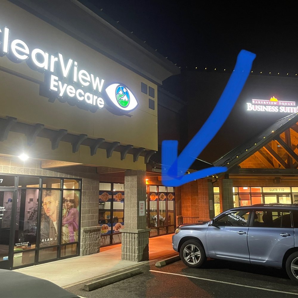 Cuscatlan - This is where it is hidden between an optician and a business center. - Salvadoran Near Me - Bellingham, Washington