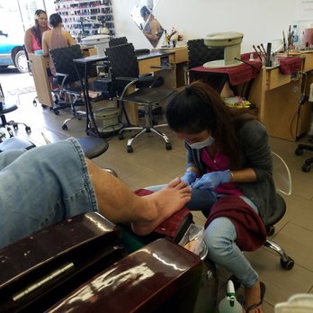 Nails Design - Husband getting a pedicure. - Nail Salons Near Me - Wahiawa, Hawaii Nails Design - Husband getting a pedicure. - Nail Salons Near Me - Wahiawa, Hawaii