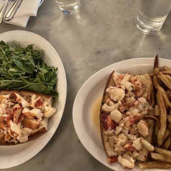 Neptune Oyster - Seafood Near Me - Boston, Massachusetts