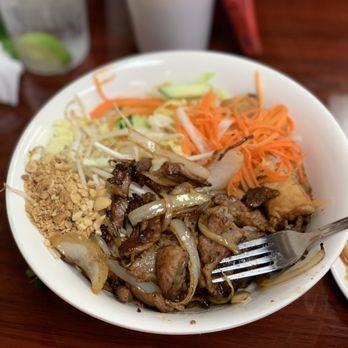 Pho 32 - Pork Vermicelli Bowl - Vietnamese Near Me - San Antonio, Texas