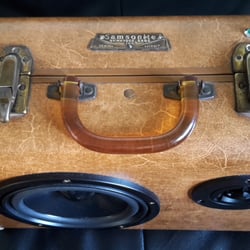 Klangkoffer - Mein neuer Vintage-Klangkoffer - Einzelstück mit super Sound.