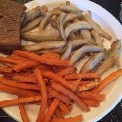 Todd & Peggy's Whiskey River Bar & Grill - Awesome smelt fish fry!!!!