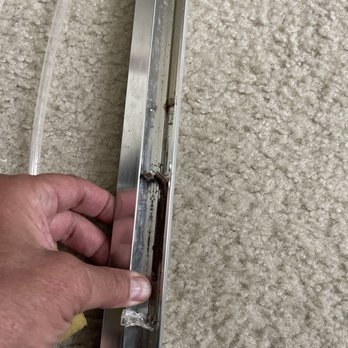 Tri Pointe Homes - Builder or builder's vendor embedded magnet such to where it cannot be removed from frame. Will have buy another frame to replace it. - Home Developers Near Me - Irvine, California