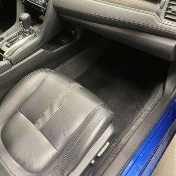 Lloyd Mats - Passenger's side Lloyd LUXE in black for Honda Civic - Auto Parts & Supplies Near Me - Northridge, California