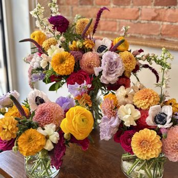 Pomelo - Florists Near Me - Philadelphia, Pennsylvania Pomelo - Florists Near Me - Philadelphia, Pennsylvania