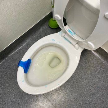 Concentra Medical Center - Urine all over, pubic hairs, unflushed toilet, no paper towels, toilet inoperative - Medical Centers Near Me - Denver, Colorado Concentra Medical Center - Urine all over, pubic hairs, unflushed toilet, no paper towels, toilet inoperative - Medical Centers Near Me - Denver, Colorado