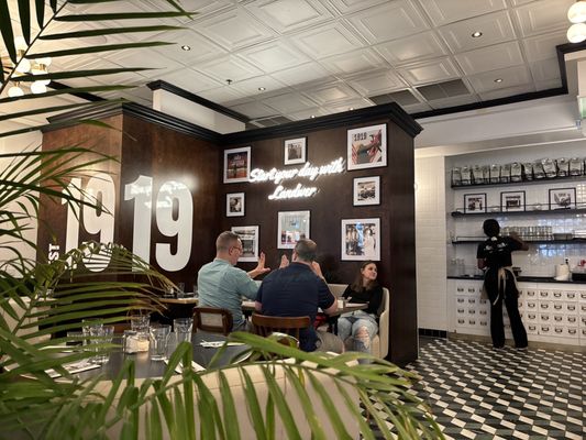 Cafe Landwer by null