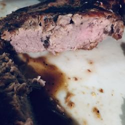 A "medium rare" steak