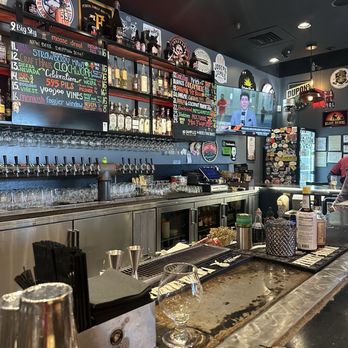 595 Craft and Kitchen - Gastropubs Near Me - Las Vegas, Nevada 595 Craft and Kitchen - Gastropubs Near Me - Las Vegas, Nevada